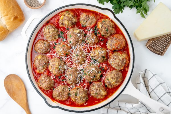 BEST Meatball Sauce Recipe (Only 8 Simple Ingredients to Make!)