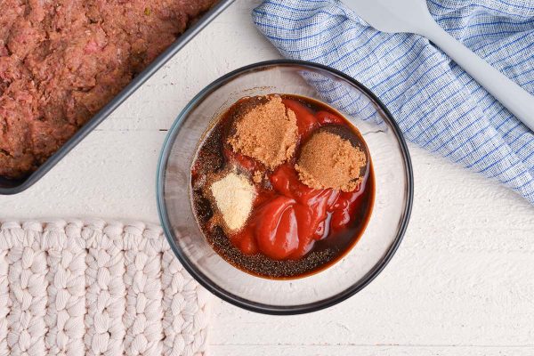 EASY Meatloaf Glaze (BEST Homemade Sauce for Meatloaf!)