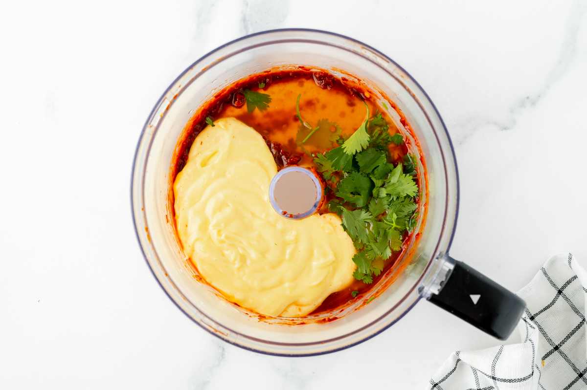 chipotle aioli ingredients in food processor