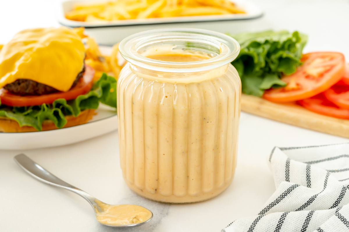 burger dipping sauce for fries and sandwiches